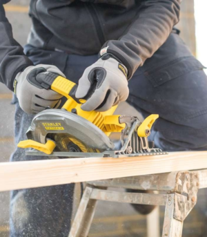 Stanley Δισκοπρίονο 1650W με Σύστημα Αναρρόφησης FME301K - Image 3