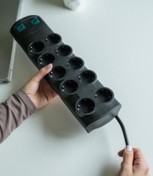 Brennenstuhl Πολύπριζο 10 Θέσεων 3500W με 2 Διακόπτες & Καλώδιο 2m - Image 4